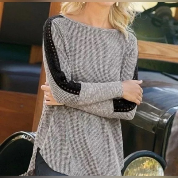019. NWOT Soft Surroundings Bailey Waffle Knit Thermal Top Heathered Black Gray - Picture 1 of 6